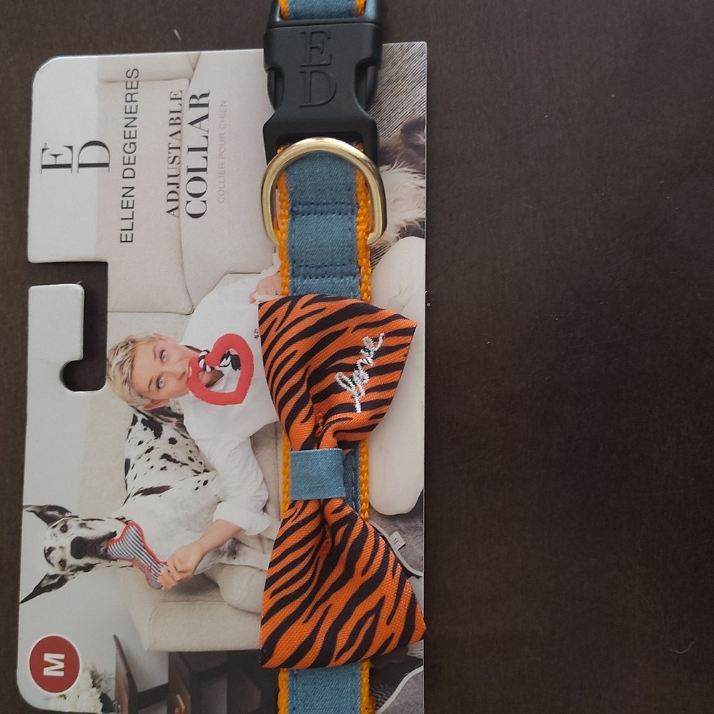 Ellen DeGeneres Dog Collar Tiger Bow